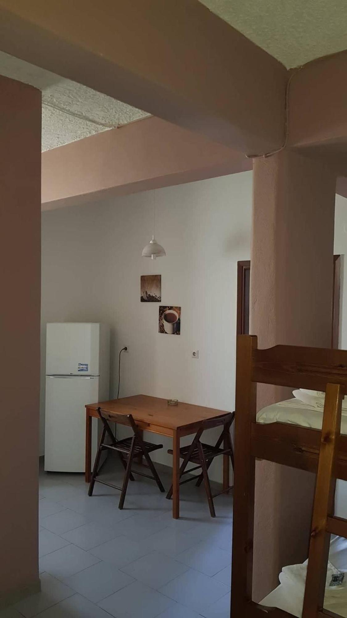 Athina Apartments تولو المظهر الخارجي الصورة