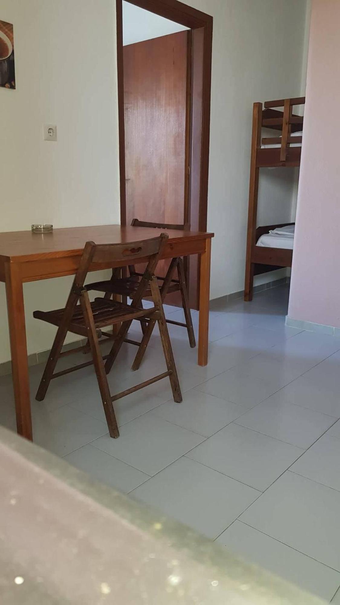 Athina Apartments تولو المظهر الخارجي الصورة