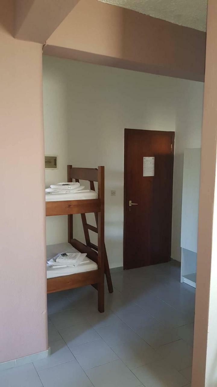 Athina Apartments تولو المظهر الخارجي الصورة