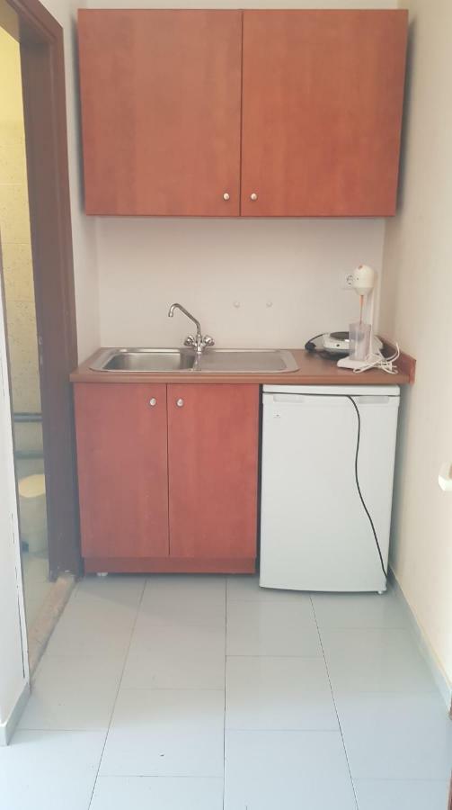 Athina Apartments تولو المظهر الخارجي الصورة