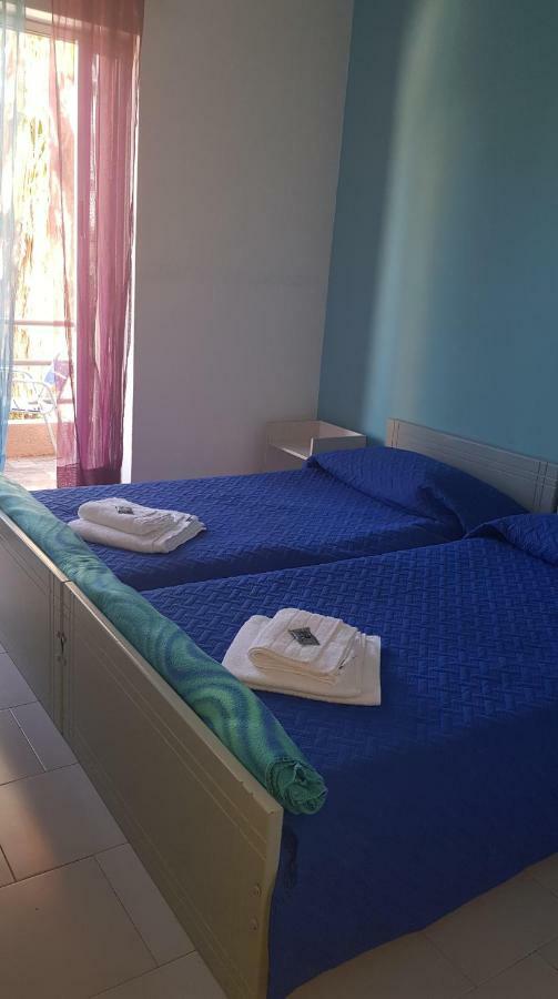 Athina Apartments تولو المظهر الخارجي الصورة