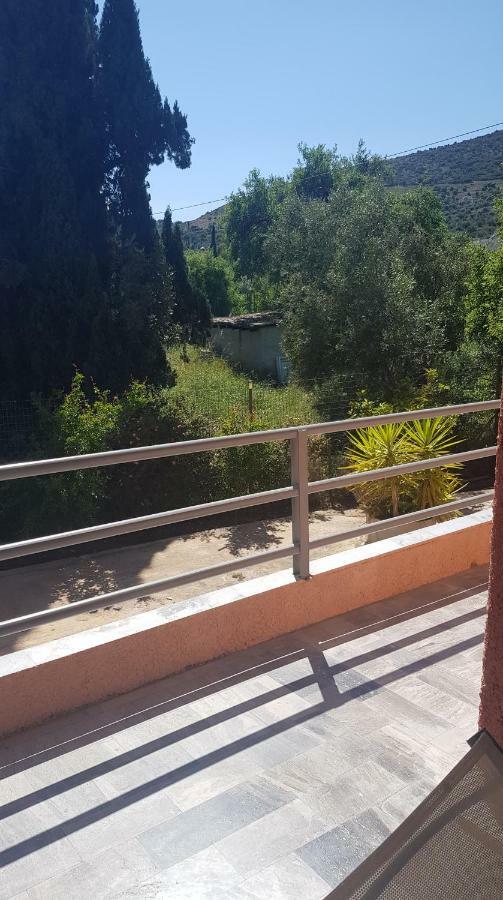 Athina Apartments تولو المظهر الخارجي الصورة