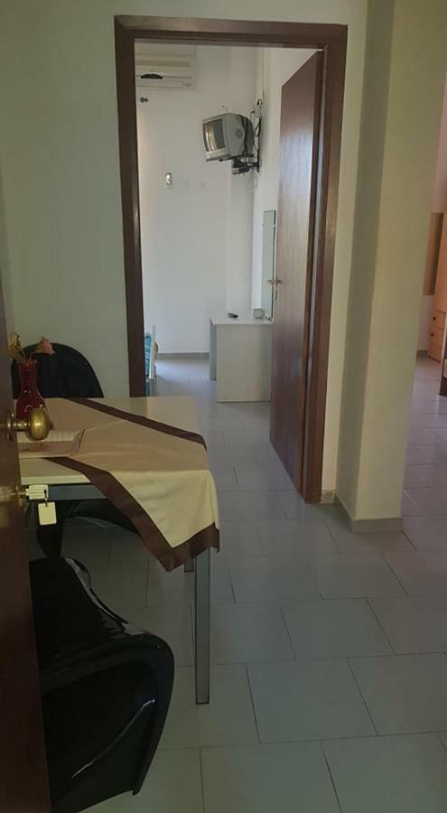 Athina Apartments تولو المظهر الخارجي الصورة